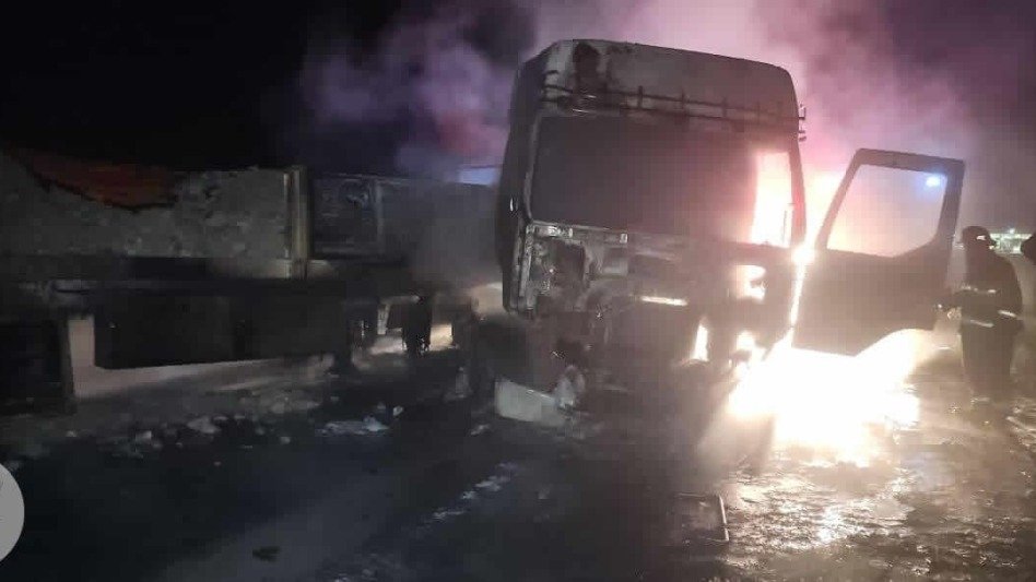 Incendio de Camión - Pérdidas totales en la unidad y quemaduras en el ...