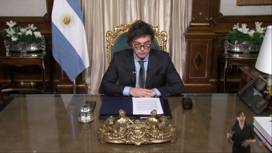 Javier Milei redobló la presión al Congreso para que apruebe la ley ...