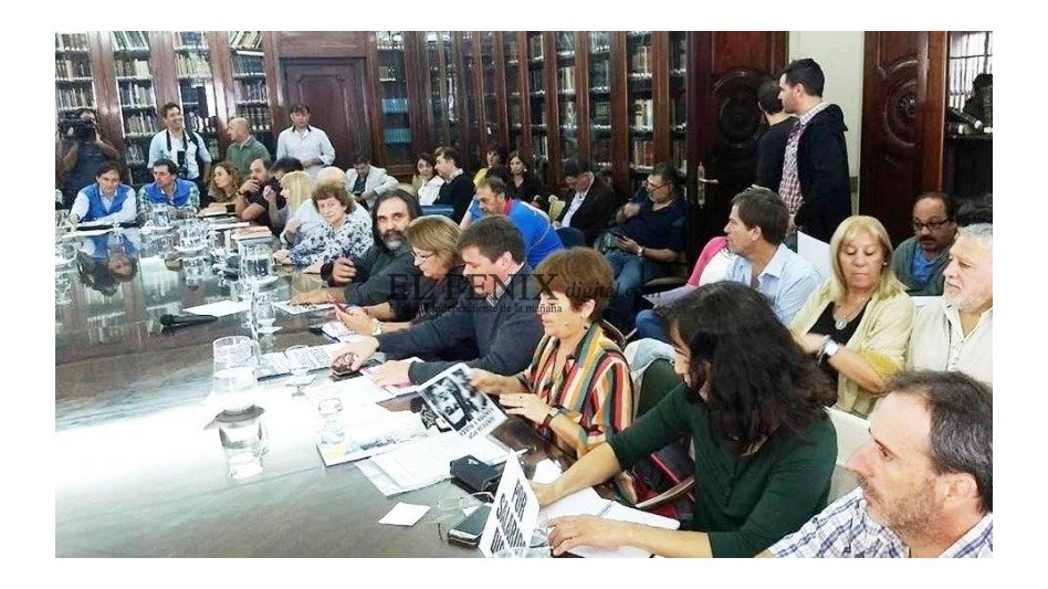 Habría acuerdo salarial entre el Gobierno y los Docentes bonaerenses